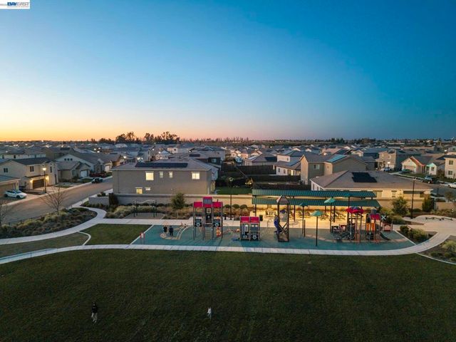 2394 Bharvani Ave, Manteca, CA 95337