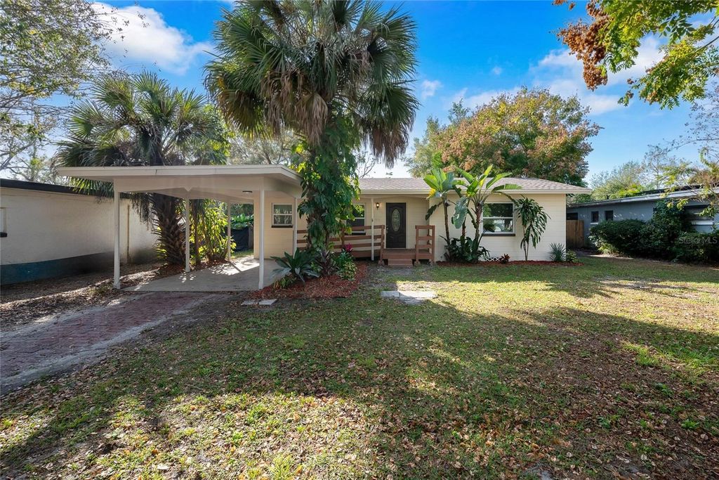 Image 1 of property listing at 944 NEUSE AVENUE, Orlando, FL 32804