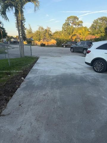 1021 NW 25th Way 3, Fort Lauderdale, FL 33311