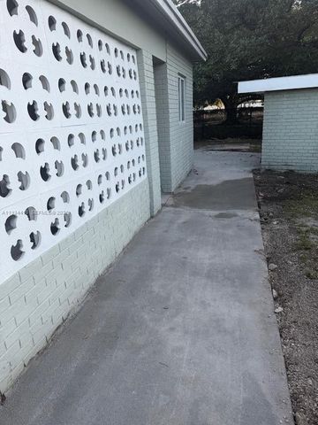 1021 NW 25th Way 3, Fort Lauderdale, FL 33311