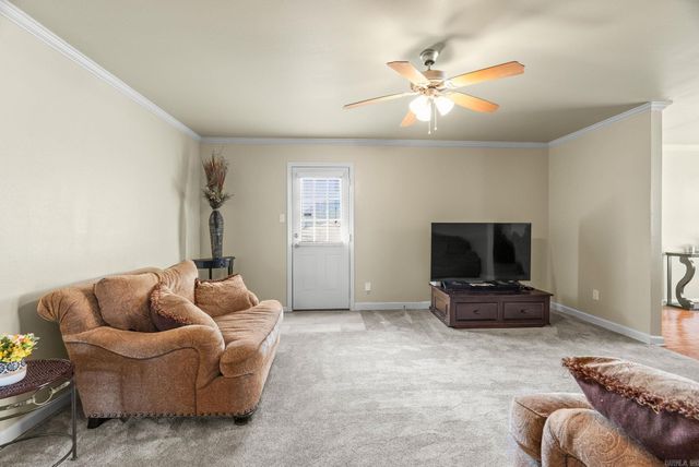 19 Britts Lane, Little Rock, AR 72204