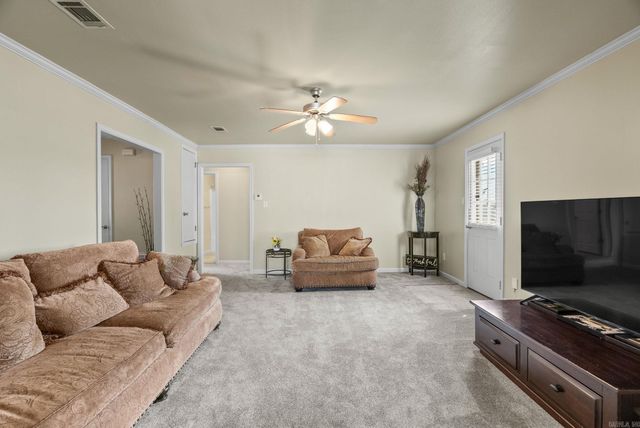 19 Britts Lane, Little Rock, AR 72204