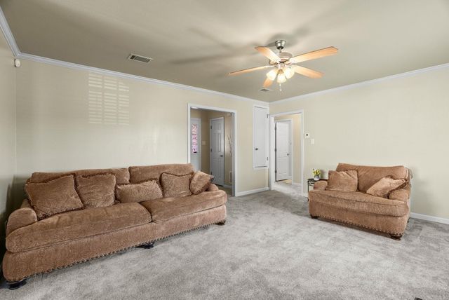 19 Britts Lane, Little Rock, AR 72204