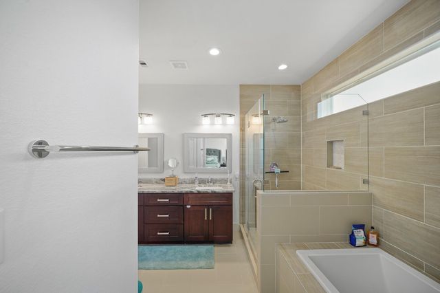 4402 Mckinley Street B, Houston, TX 77051