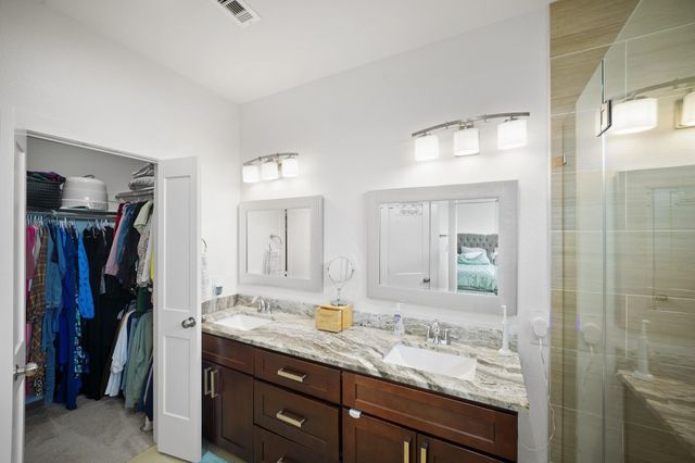 4402 Mckinley Street B, Houston, TX 77051