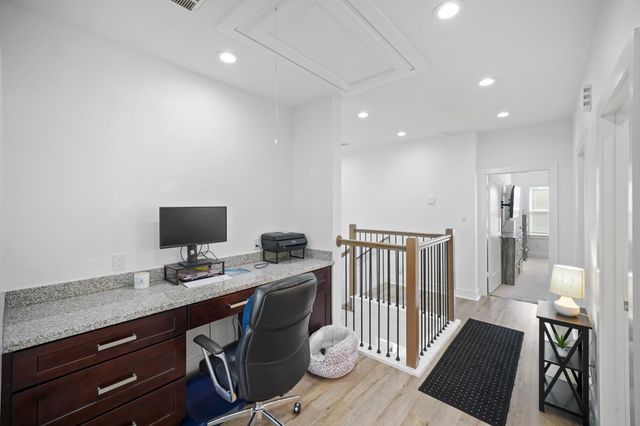 4402 Mckinley Street B, Houston, TX 77051