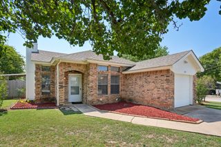 6725 Rhea Ridge Drive, Fort Worth, TX 76135