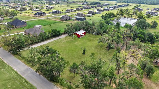 301 Sandlin Lane, Springtown, TX 76082