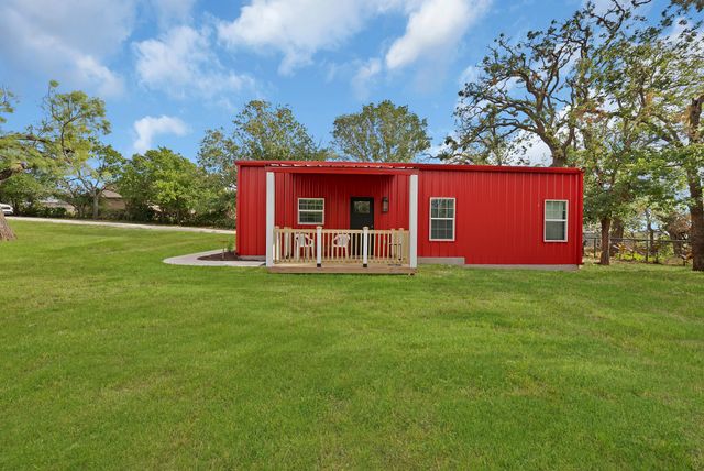 301 Sandlin Lane, Springtown, TX 76082