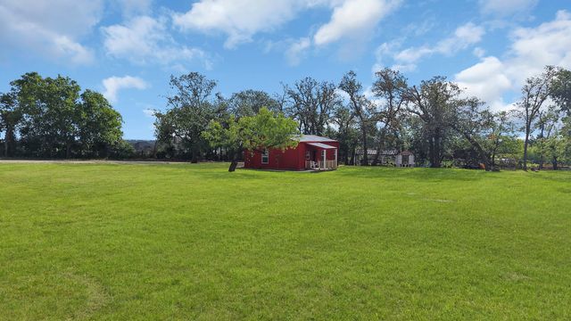 301 Sandlin Lane, Springtown, TX 76082