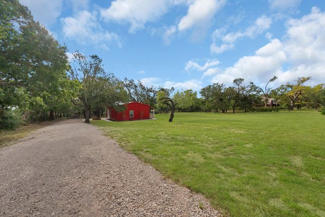 301 Sandlin Lane, Springtown, TX 76082