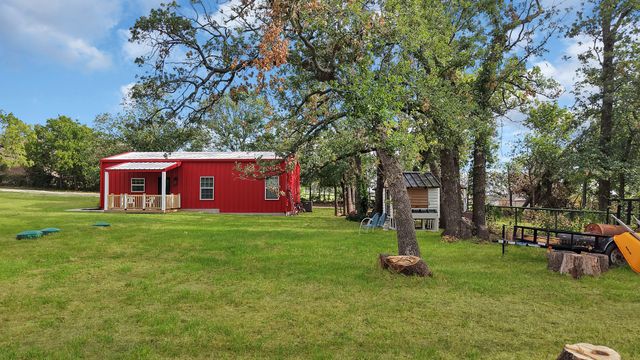 301 Sandlin Lane, Springtown, TX 76082