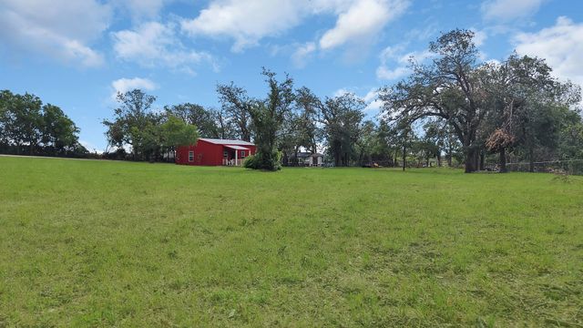 301 Sandlin Lane, Springtown, TX 76082