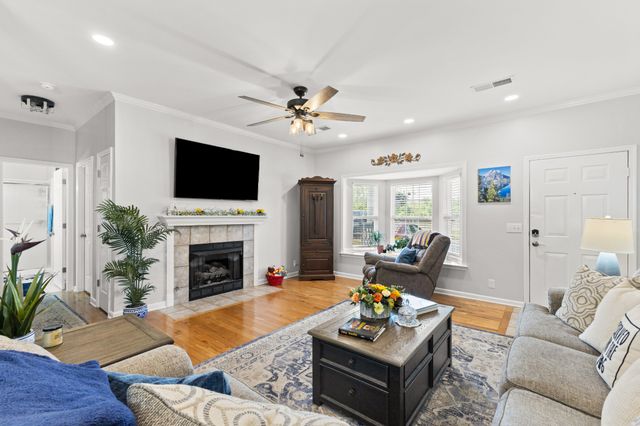 3010 Caldwell Rd Unit 204, Ashland City, TN 37015