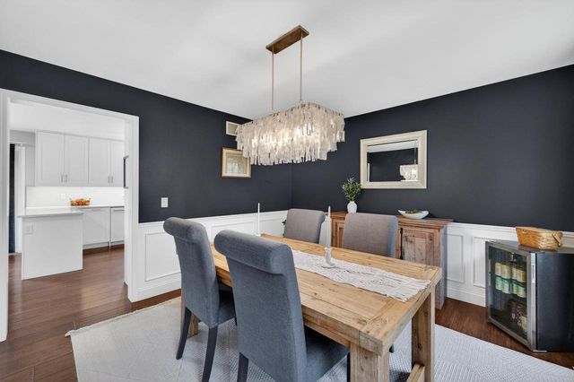 1 Eastbourne Circle, Madison, WI 53717