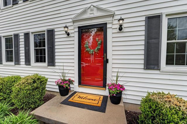 1 Eastbourne Circle, Madison, WI 53717