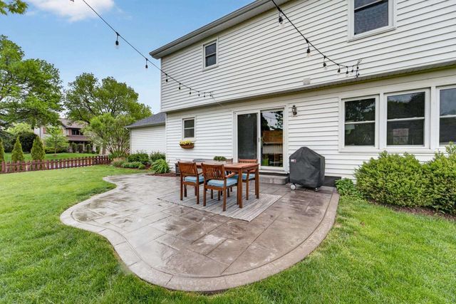 1 Eastbourne Circle, Madison, WI 53717