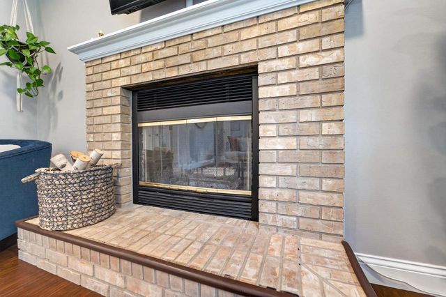 1 Eastbourne Circle, Madison, WI 53717