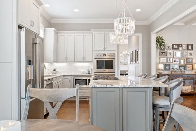 102 Princess Cir, Franklin, TN 37064