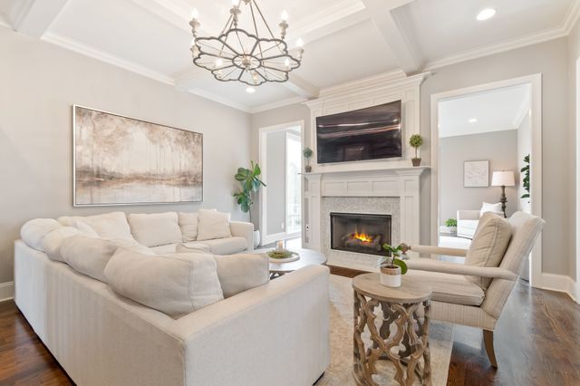 102 Princess Cir, Franklin, TN 37064