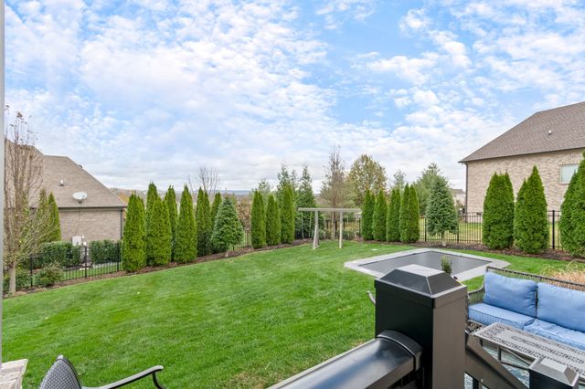 102 Princess Cir, Franklin, TN 37064