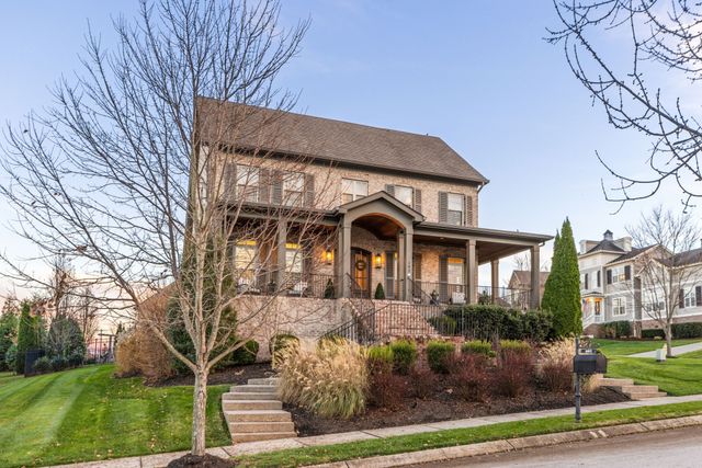 102 Princess Cir, Franklin, TN 37064