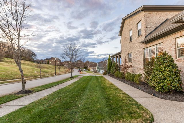 102 Princess Cir, Franklin, TN 37064