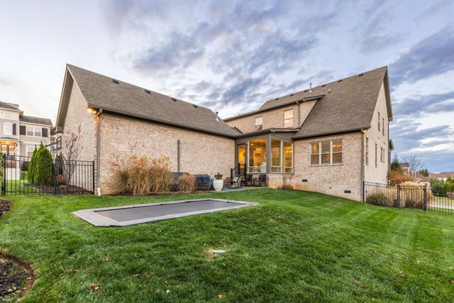 102 Princess Cir, Franklin, TN 37064