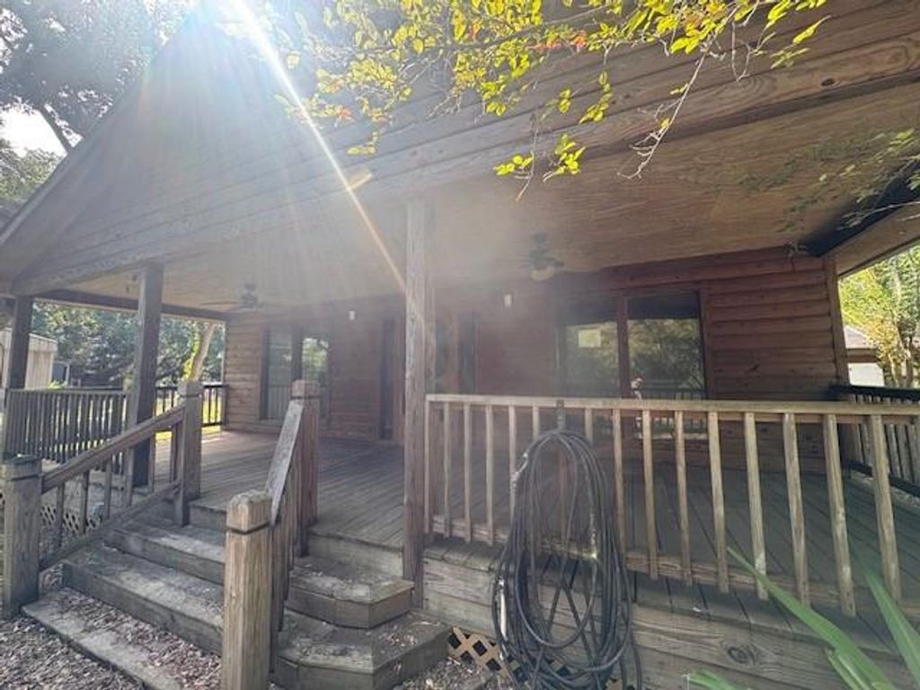 3411 Highway 188, Coden, AL 36523 — exterior
