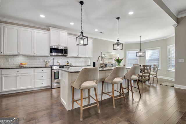 135 Owens Path, Senoia, GA 30276