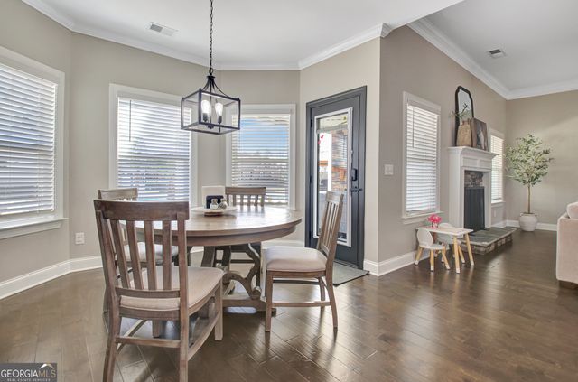 135 Owens Path, Senoia, GA 30276