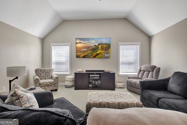 135 Owens Path, Senoia, GA 30276