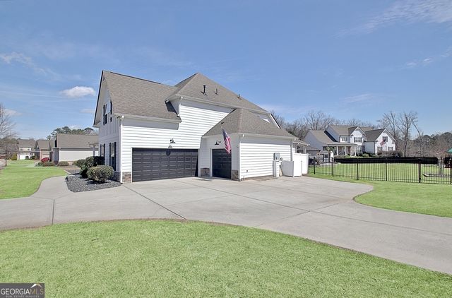 135 Owens Path, Senoia, GA 30276