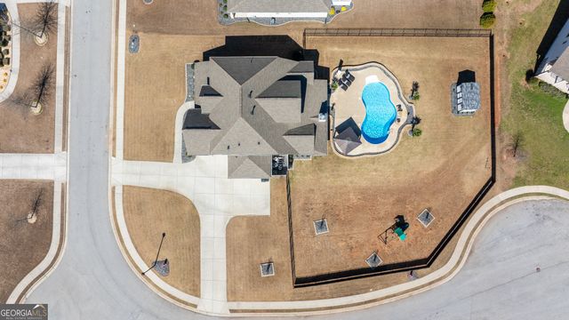 135 Owens Path, Senoia, GA 30276