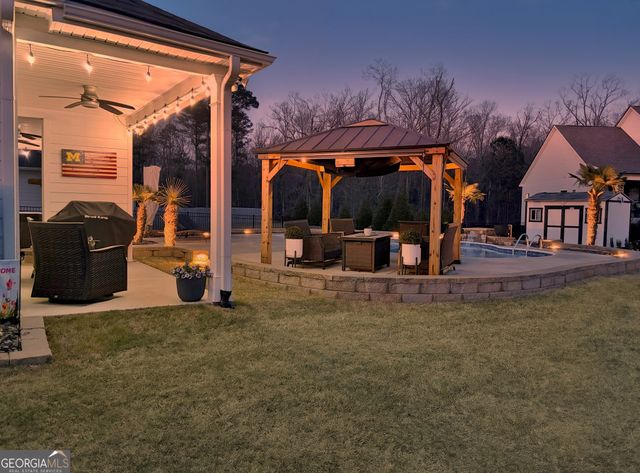 135 Owens Path, Senoia, GA 30276