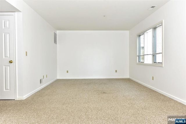 125 Orchard Park, Allendale, NJ 07401