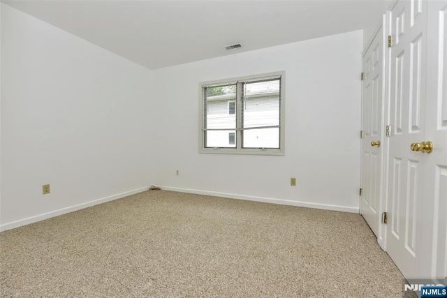 125 Orchard Park, Allendale, NJ 07401