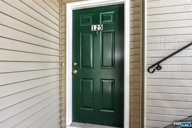 125 Orchard Park, Allendale, NJ 07401