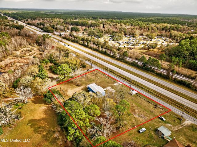 8735 Old Stage Road, Moss Point, MS 39562