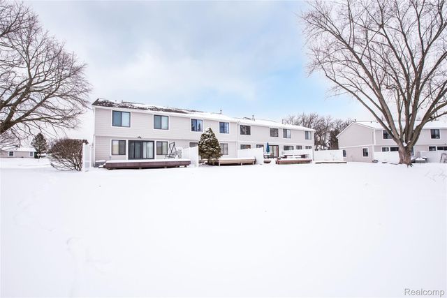 22747 Cranbrooke Drive, Novi, MI 48375