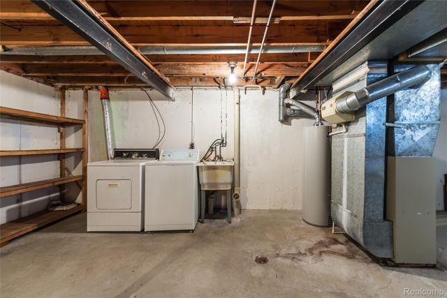 22747 Cranbrooke Drive, Novi, MI 48375