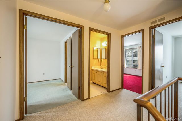 22747 Cranbrooke Drive, Novi, MI 48375