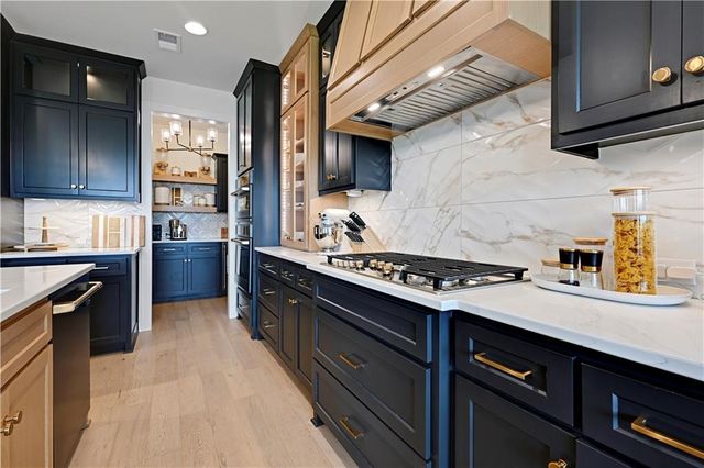24991 W 98th Place, Lenexa, KS 66227