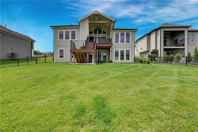 24991 W 98th Place, Lenexa, KS 66227