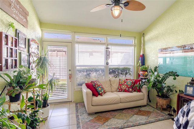 31500 SHAKER CIRCLE, Wesley Chapel, FL 33543