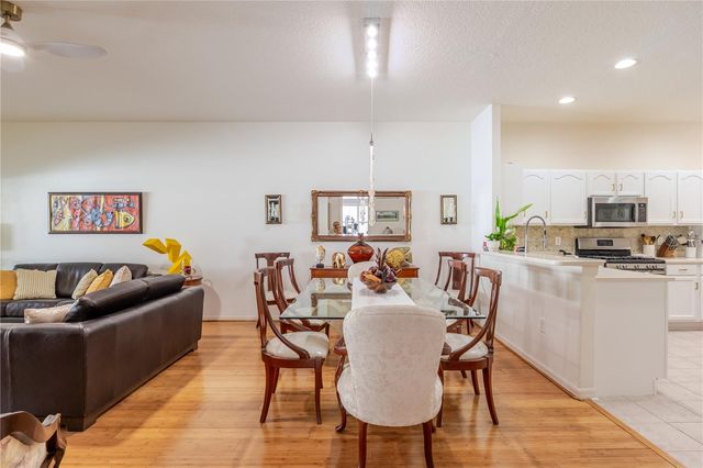 31500 SHAKER CIRCLE, Wesley Chapel, FL 33543