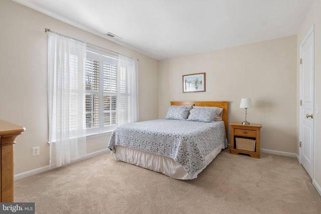 20 BRATTLEBORO CT, Medford, NJ 08055