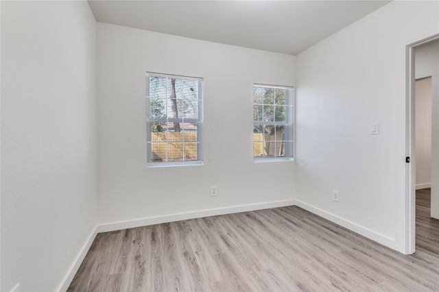 2403 Romine Avenue, Dallas, TX 75215