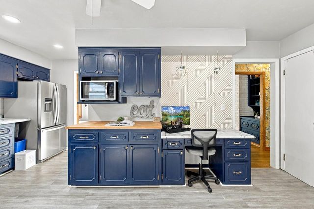 W166N8570 Theodore AVENUE, Menomonee Falls, WI 53051