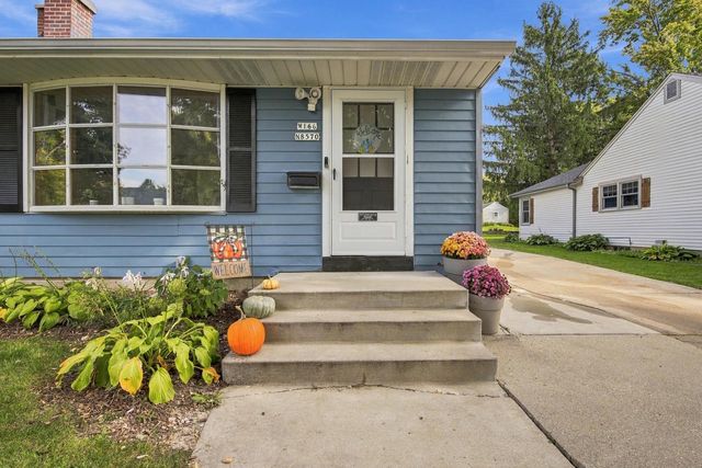 W166N8570 Theodore AVENUE, Menomonee Falls, WI 53051